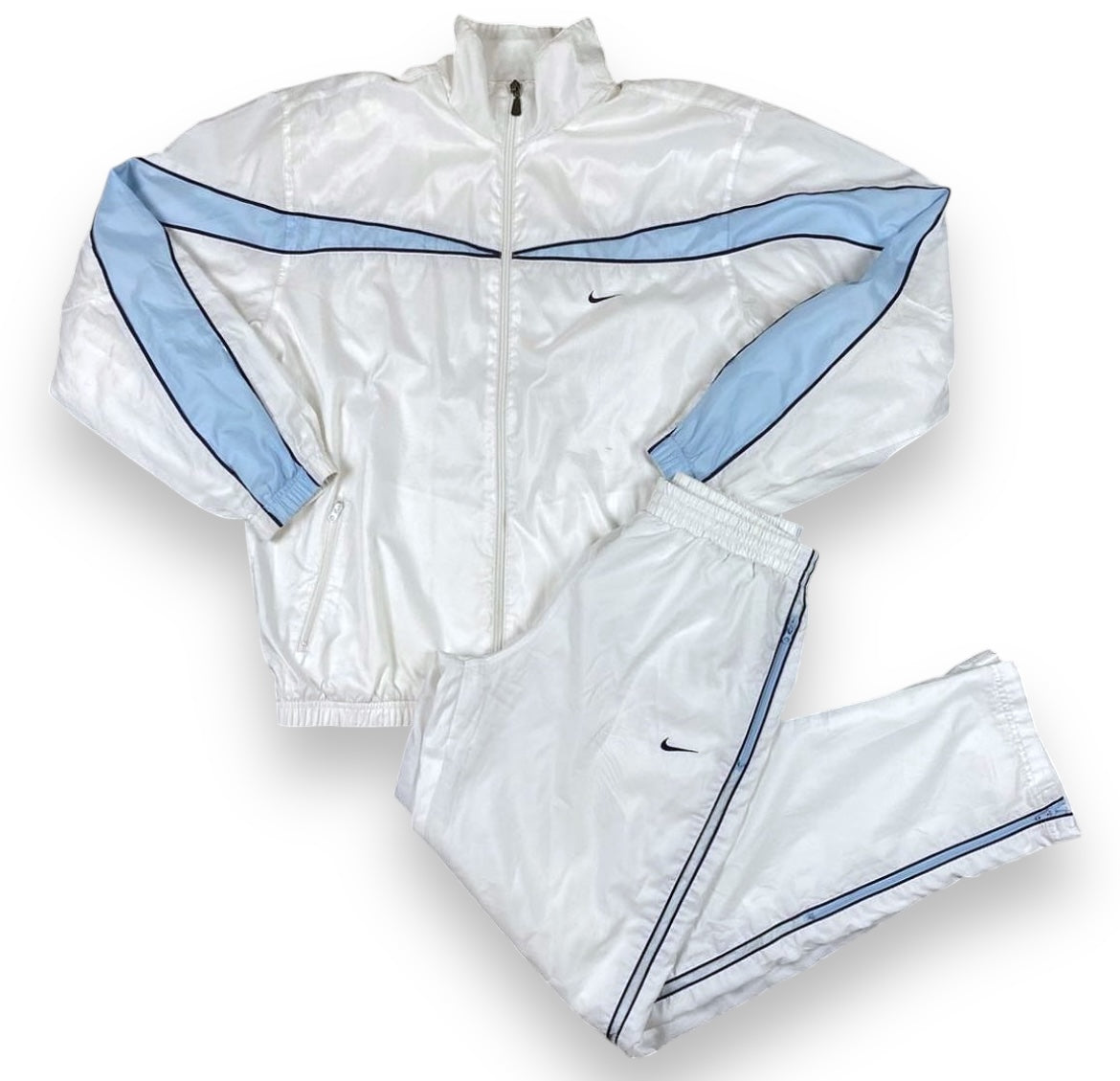 NIKE TRACKSUIT (L)