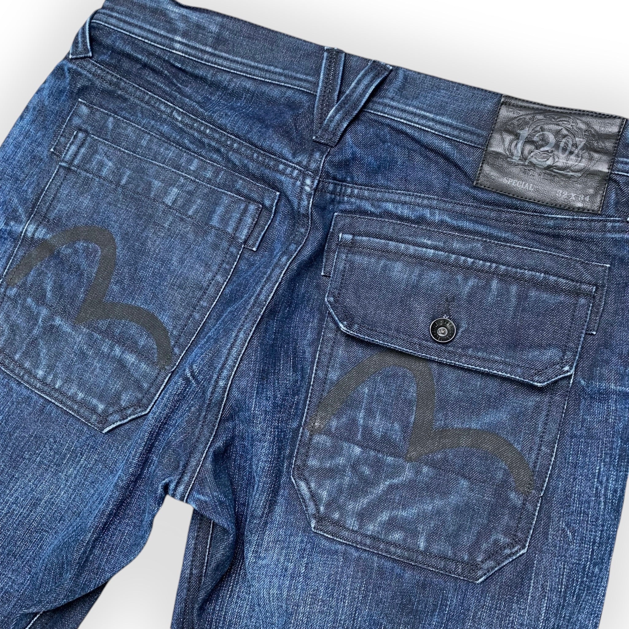 EVISU JEANS (M)