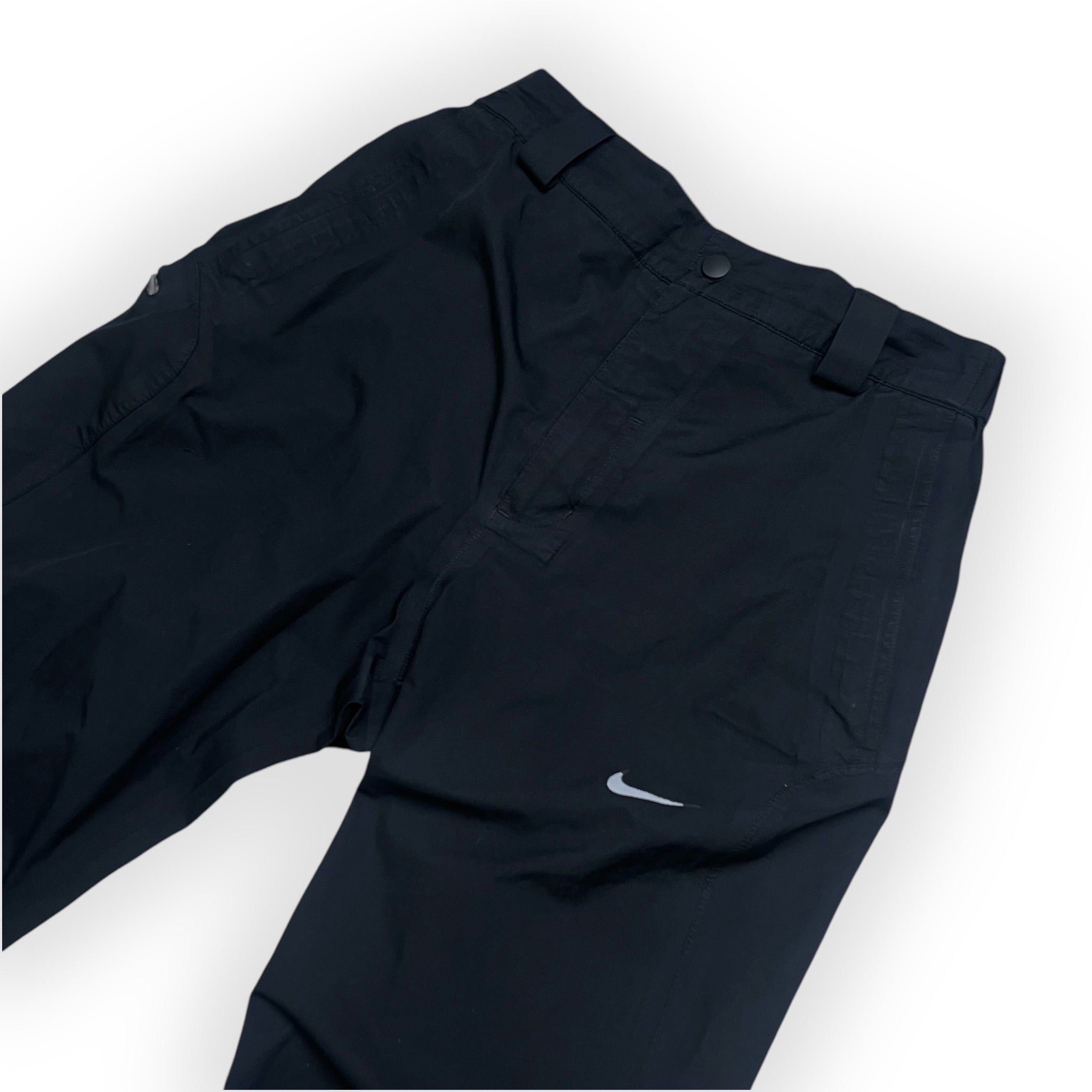 NIKE TRACKPANTS (M)