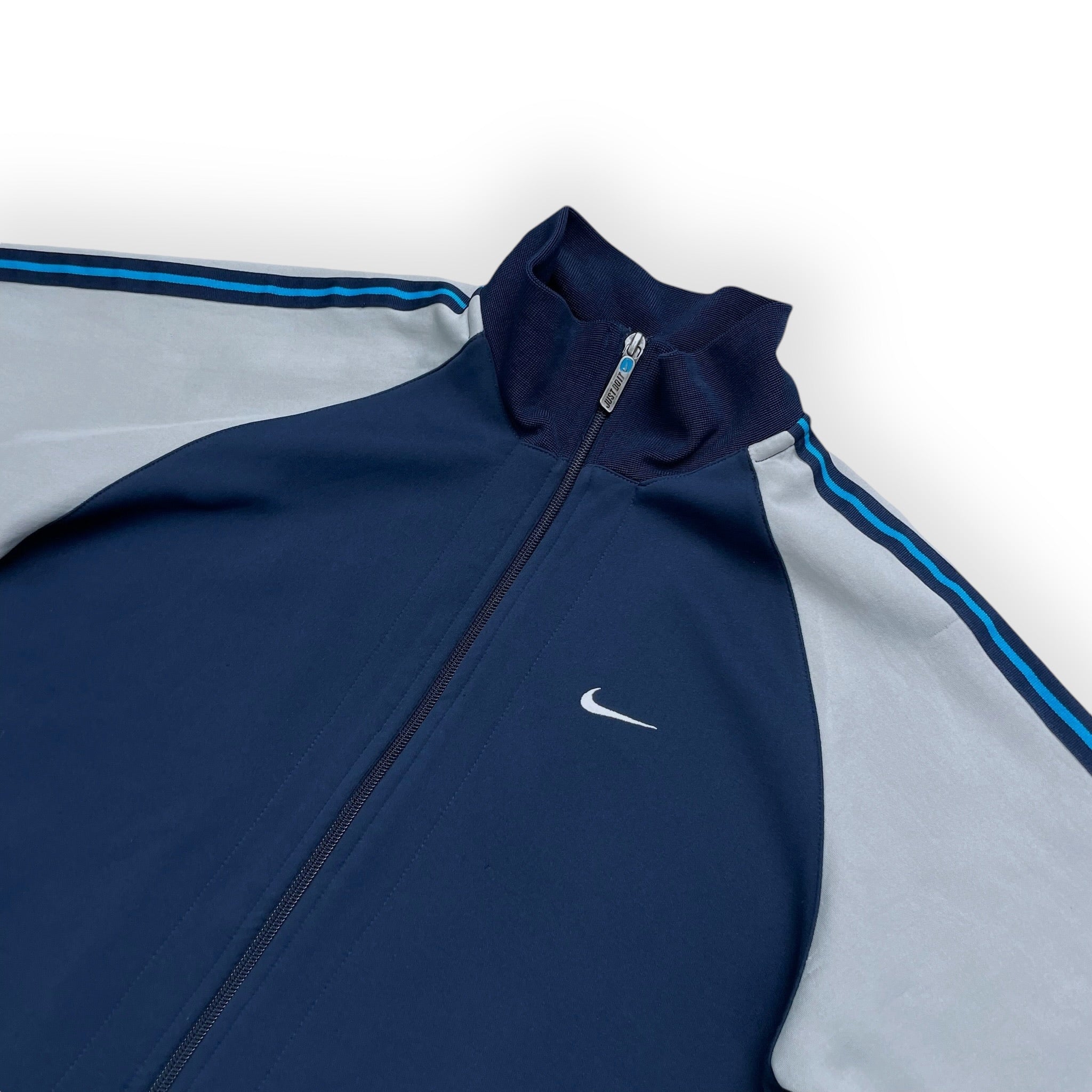 NIKE TRACKJACKET (S)