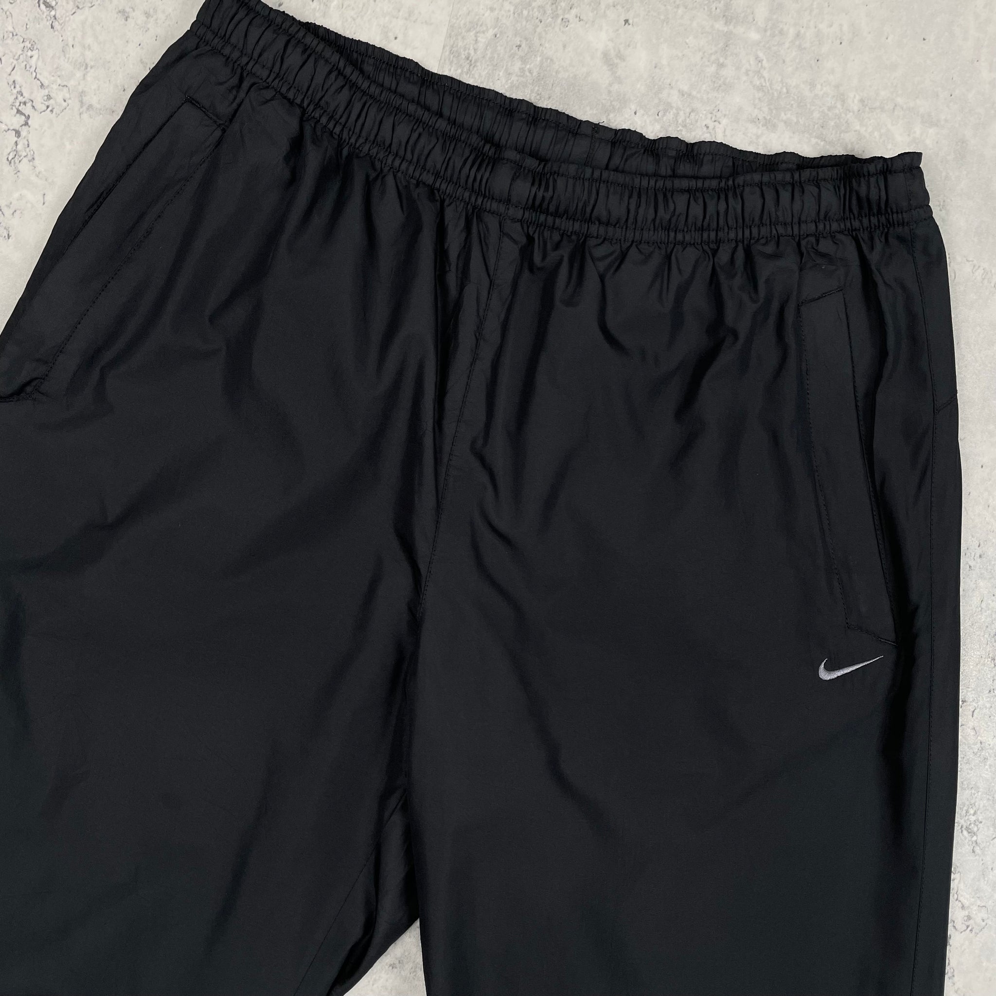 NIKE TRACKPANTS (XL)