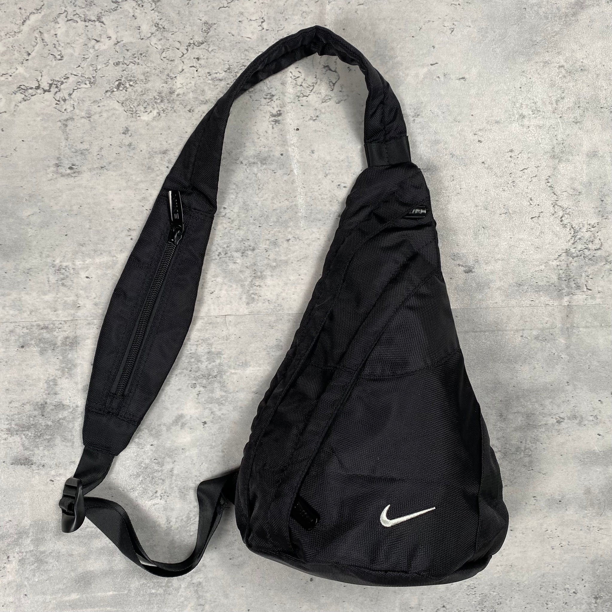 NIKE BAG