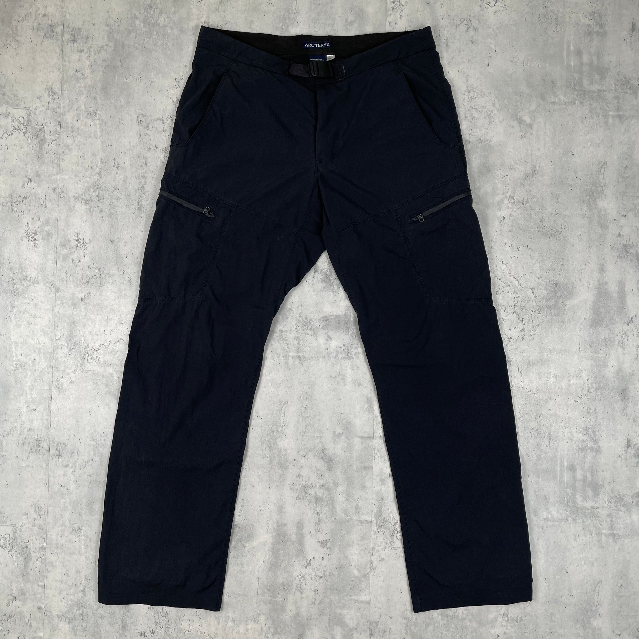 ARCTERYX TRACKPANTS (L)