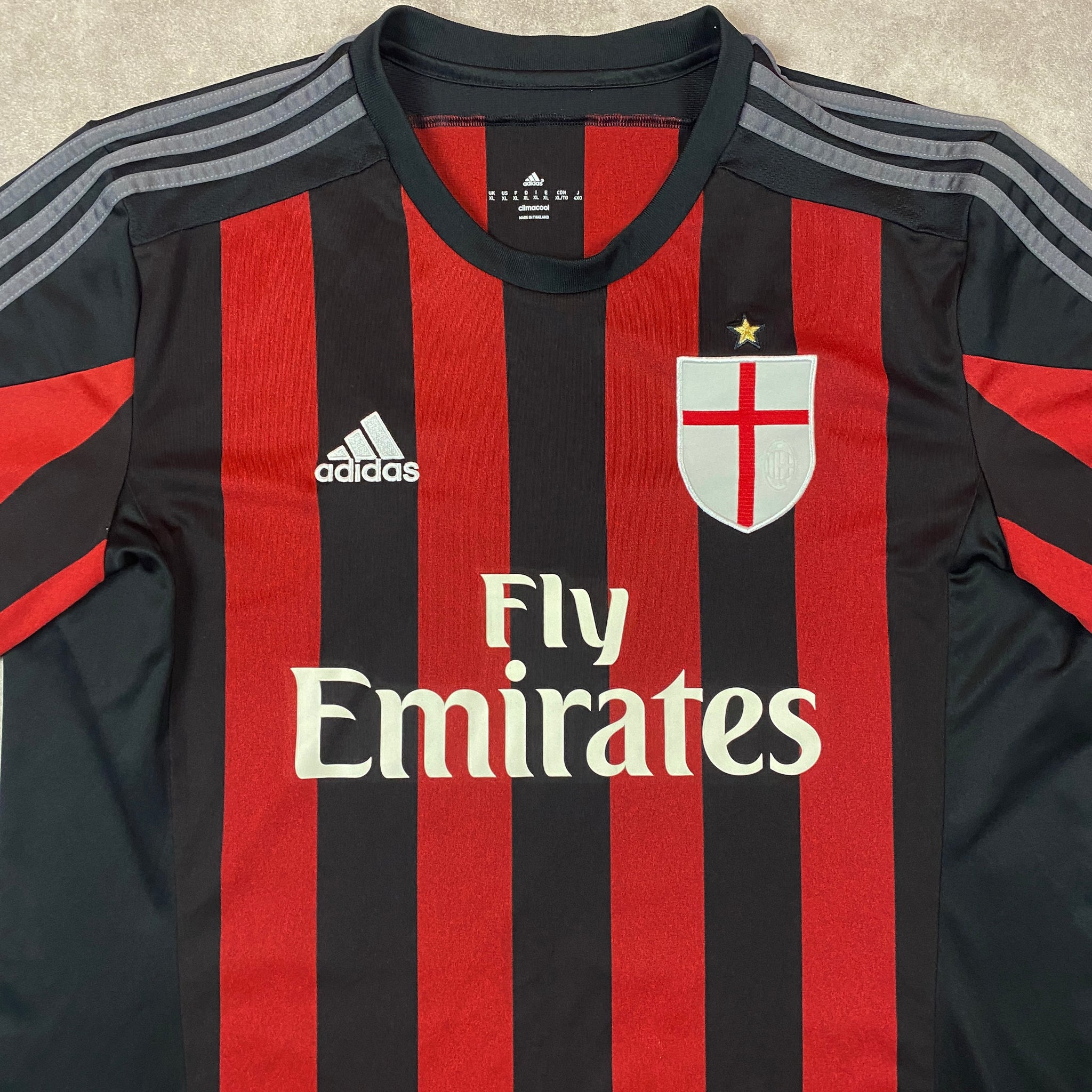 AC MILAN TRICKOT (XL)