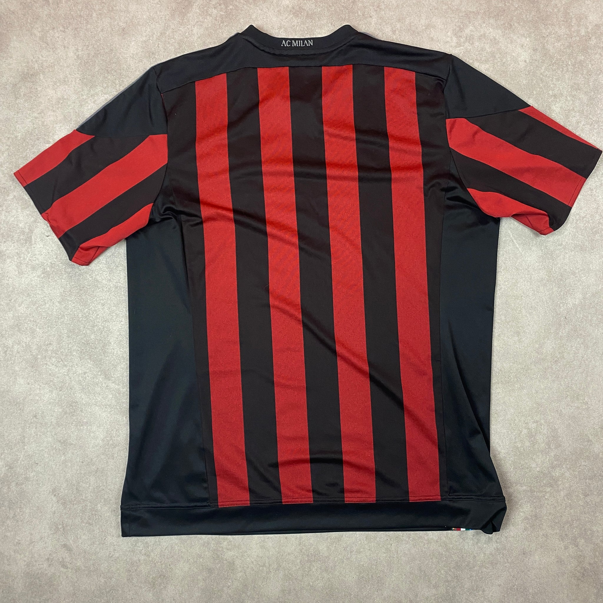 AC MILAN TRICKOT (XL)