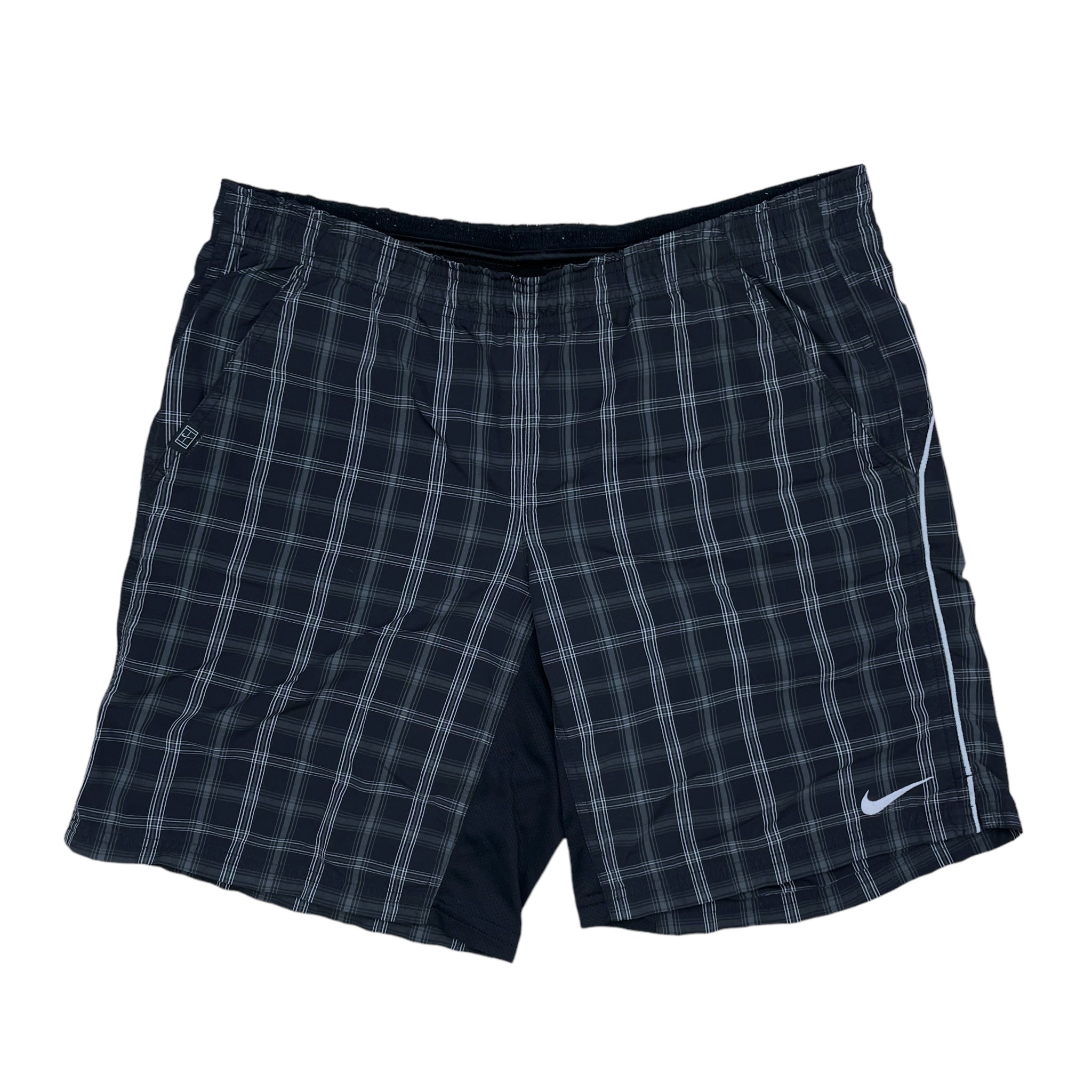 NIKE SHORTS (M)