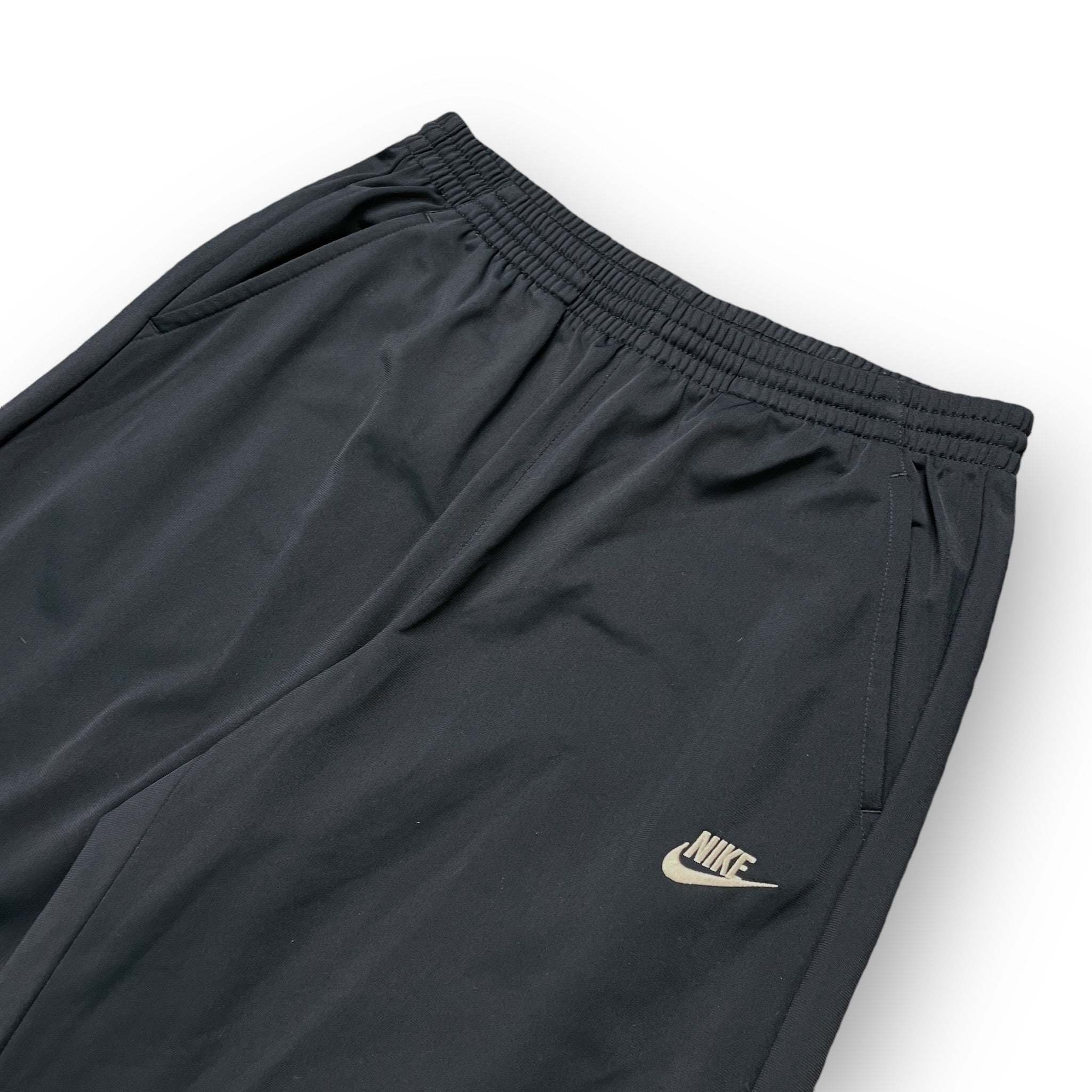 NIKE TRACKPANTS (XL)