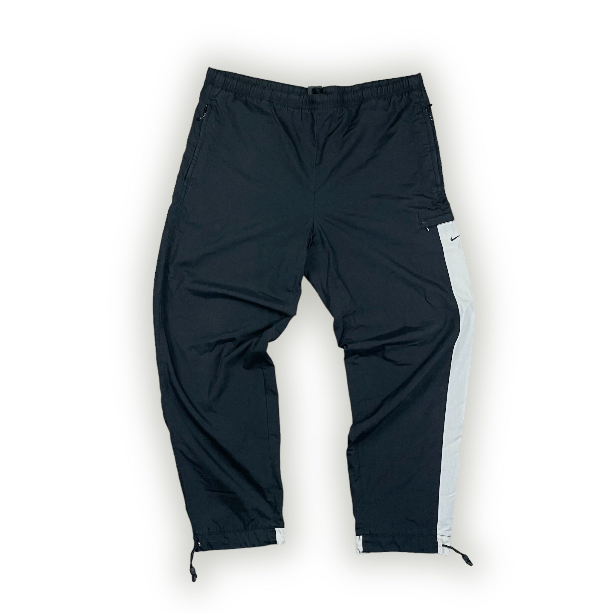 NIKE TRACKPANTS (L)