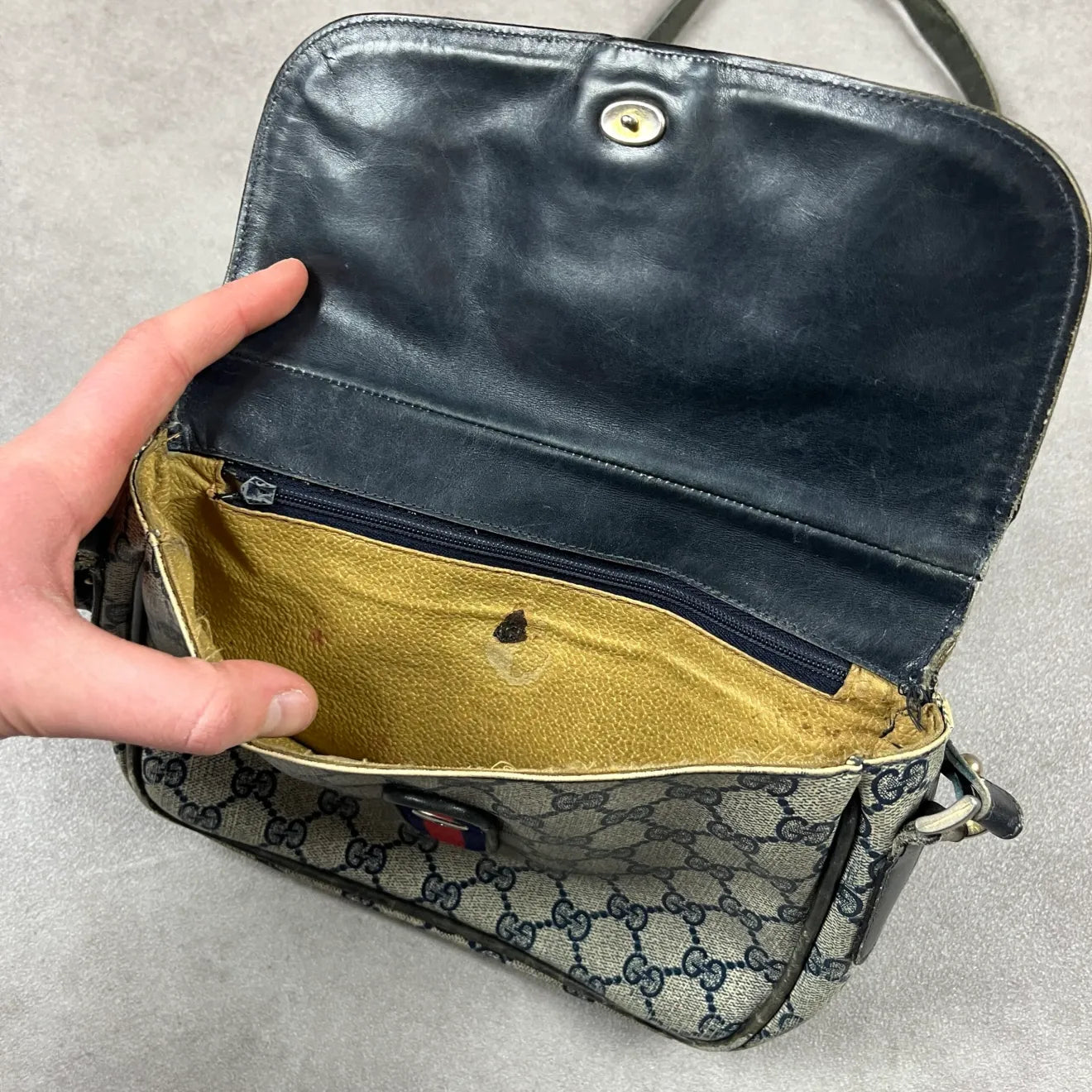 GUCCI CANVAS BAG