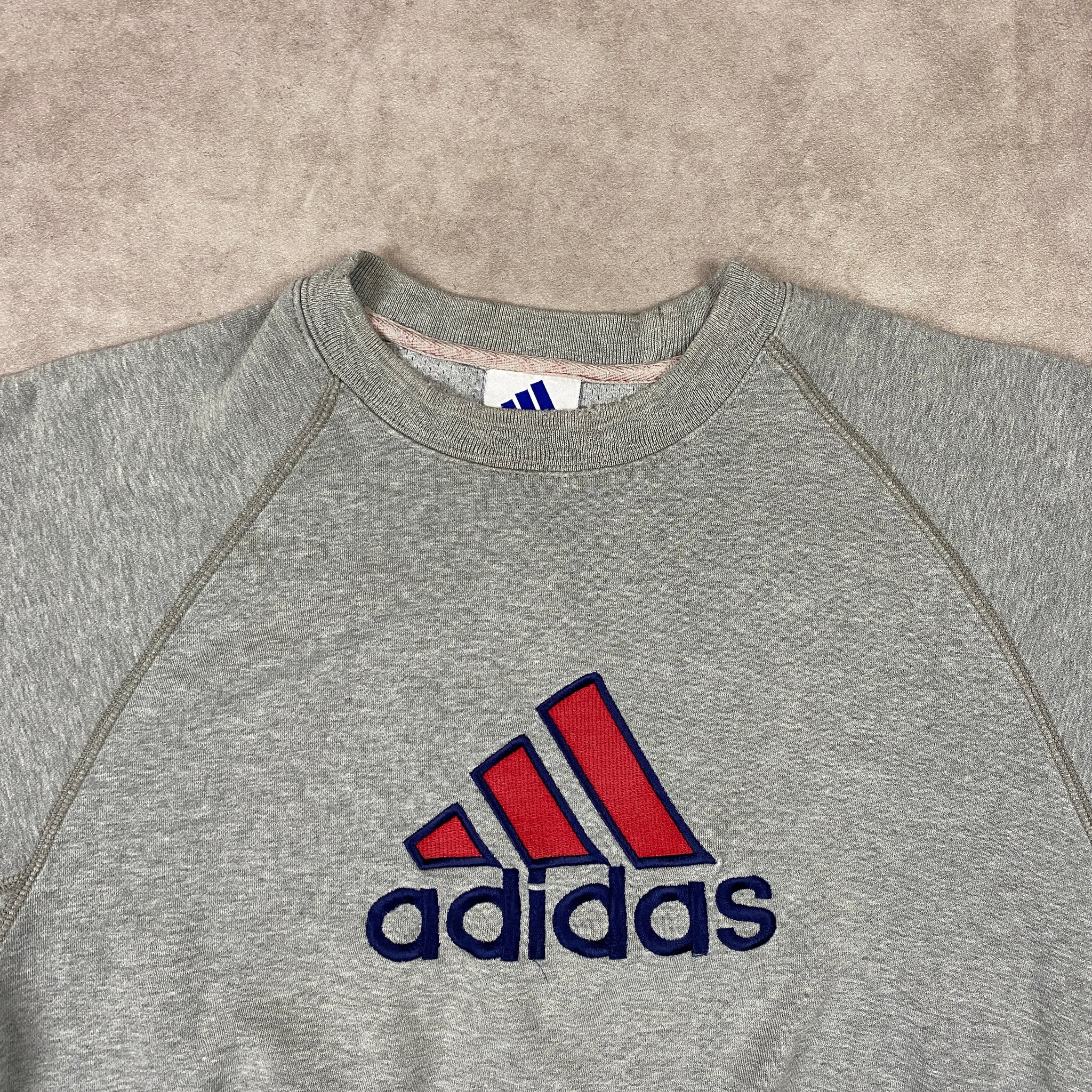 ADIDAS SWEATER (S)