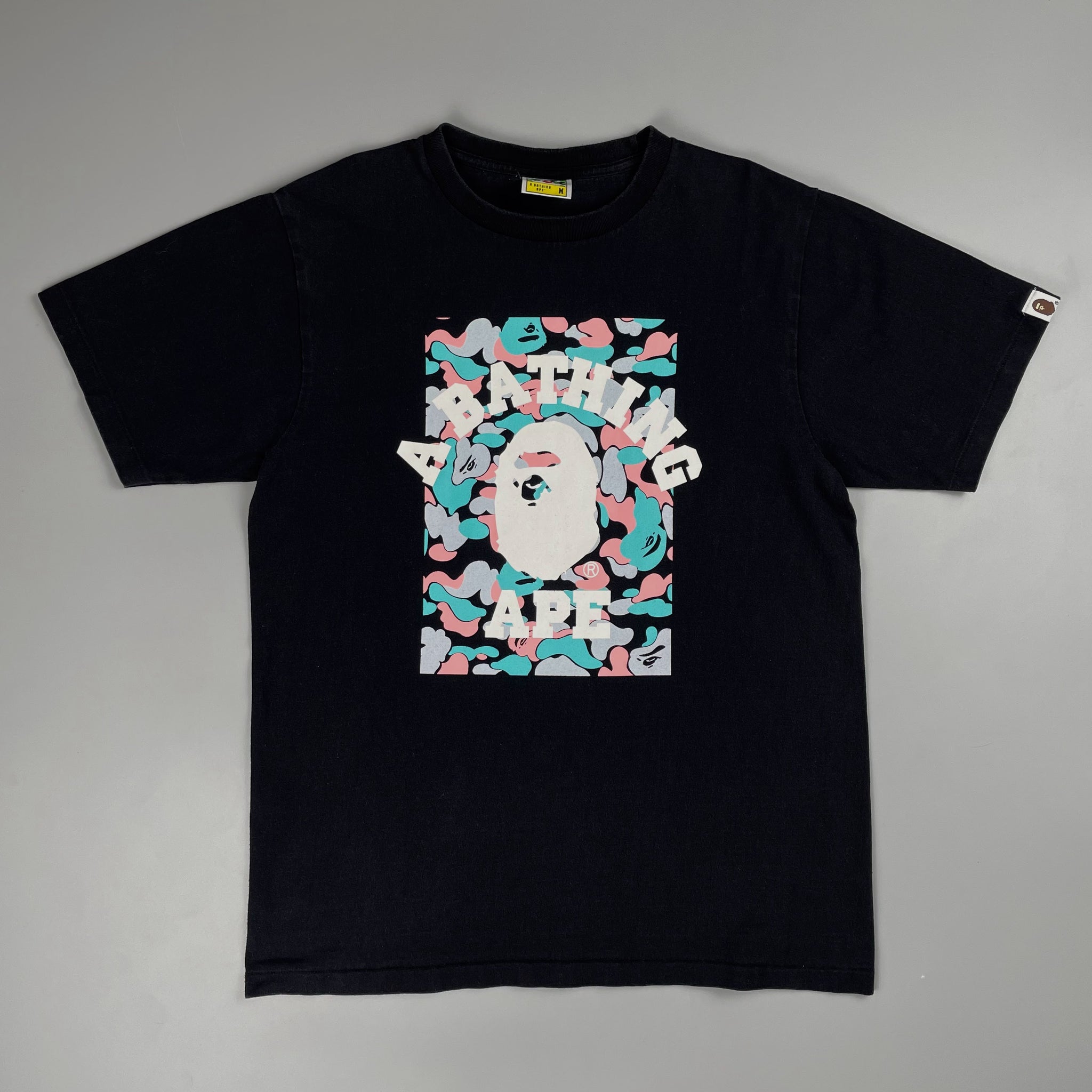 BAPE T-SHIRT (M)